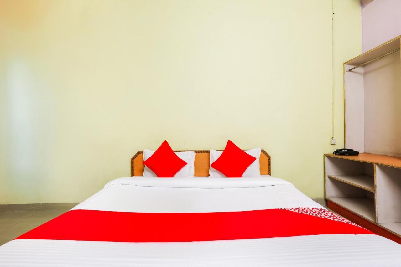 Oyo 63866 Shubham Garden Hotel Bhopal Buitenkant foto